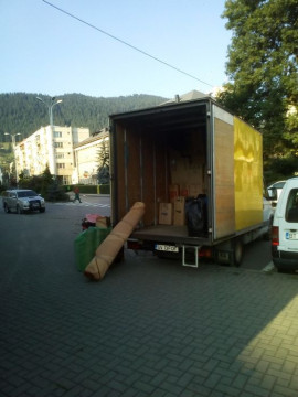 Mutari mobilier din locuinte si birouri, transport marfa, montaj mobila